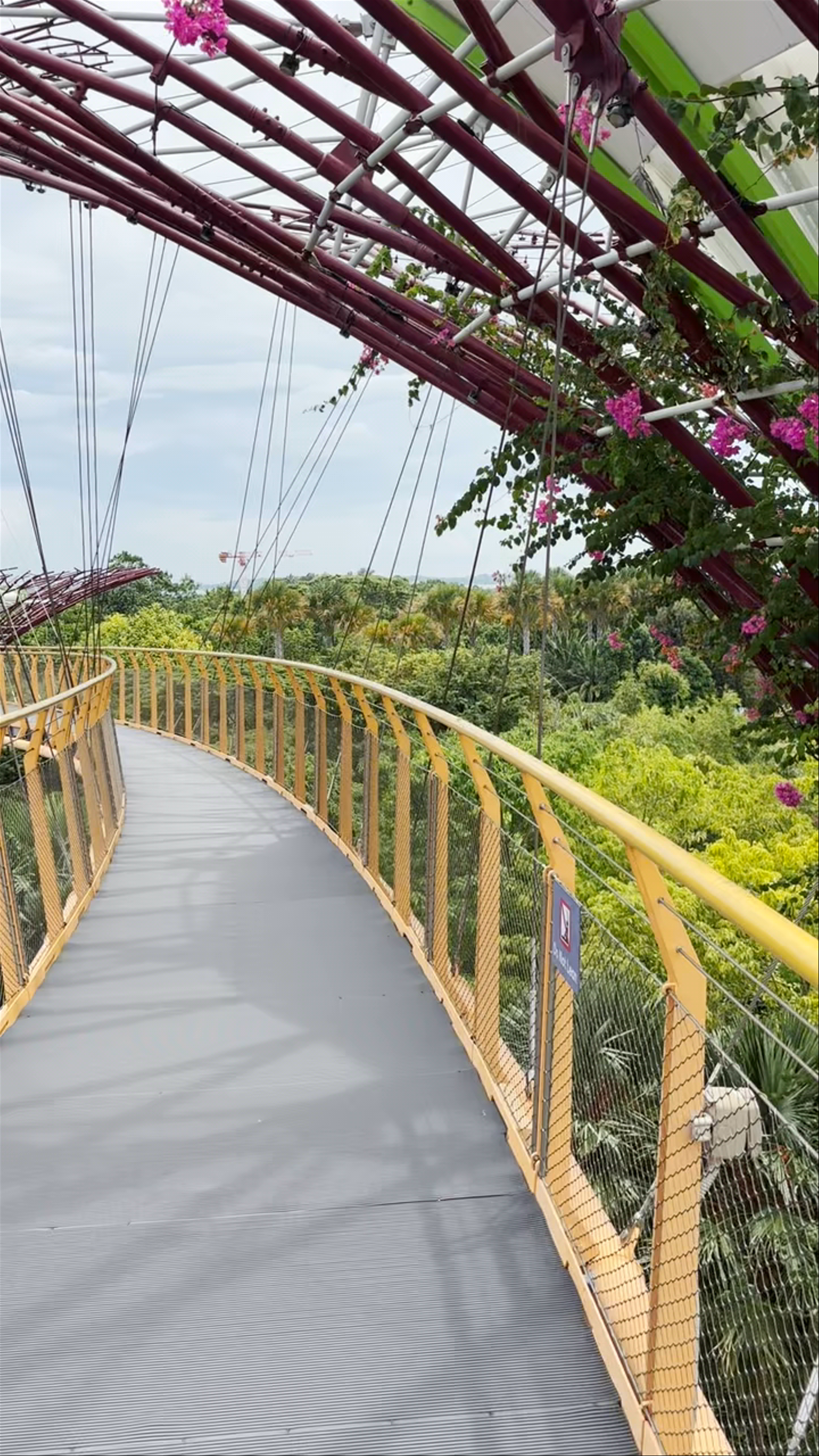 Marina Gardens Drive