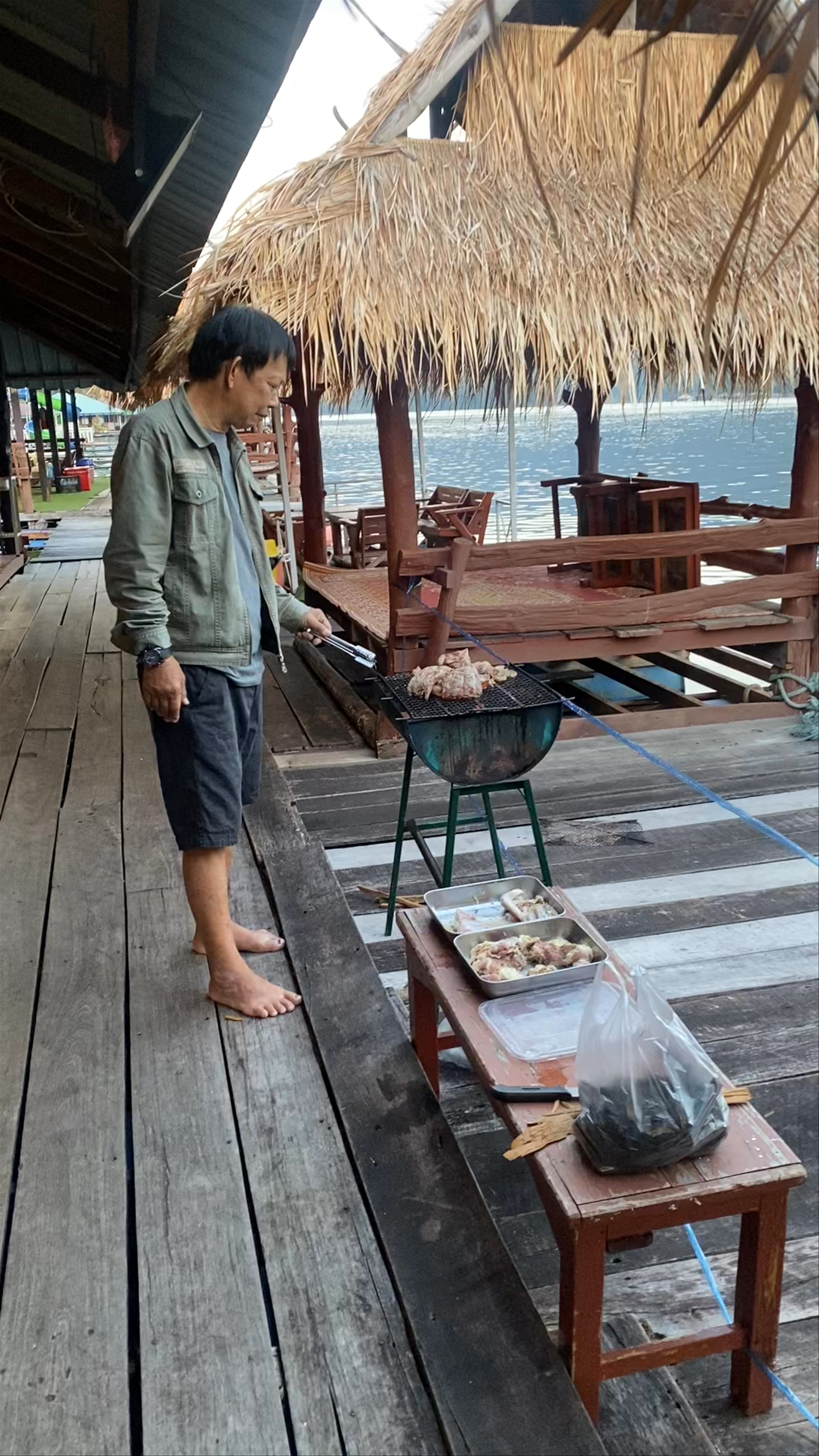 Sainatee Houseboat Mueang Chiang Mai District