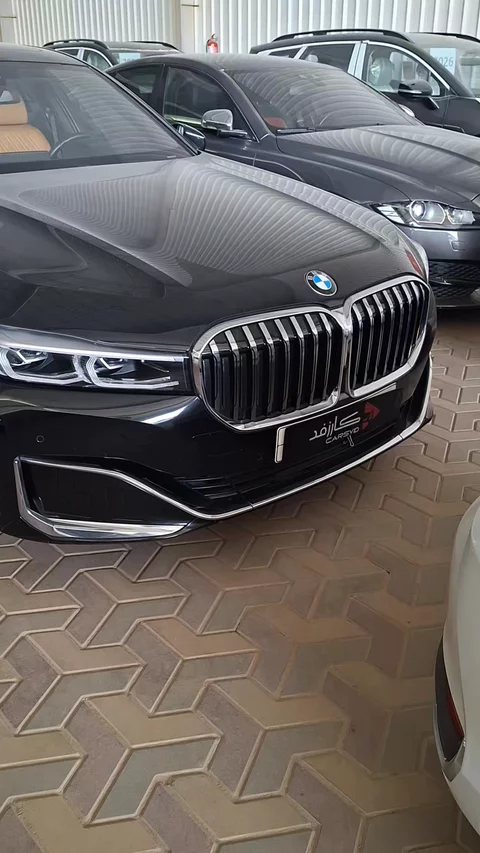 BMW 7 Series 730LI 2022