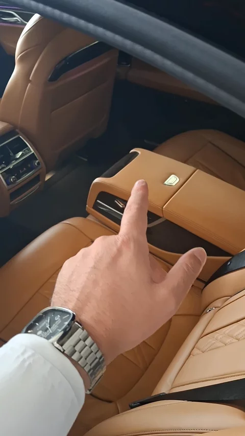 بي ام دبليو الفئة السابعة 730Li 2022