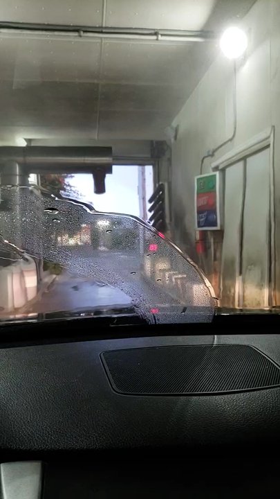 Exxon - Just getting a car wash...nothing to see here.... - Gas Stations Near Me - El Cerrito, California