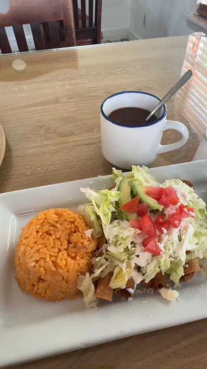 El Rinconcito - Chicken flautas - Mexican Near Me - Round Rock, Texas