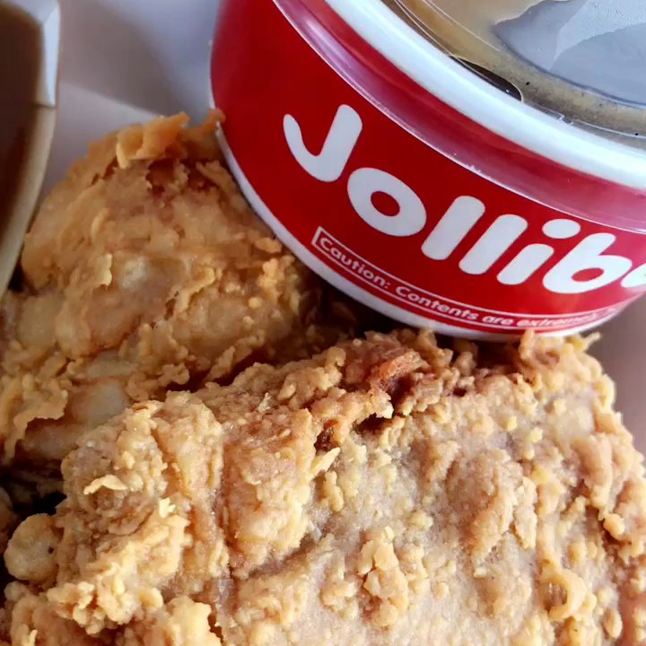 Jollibee - Fast Food Near Me - Honolulu, Hawaii