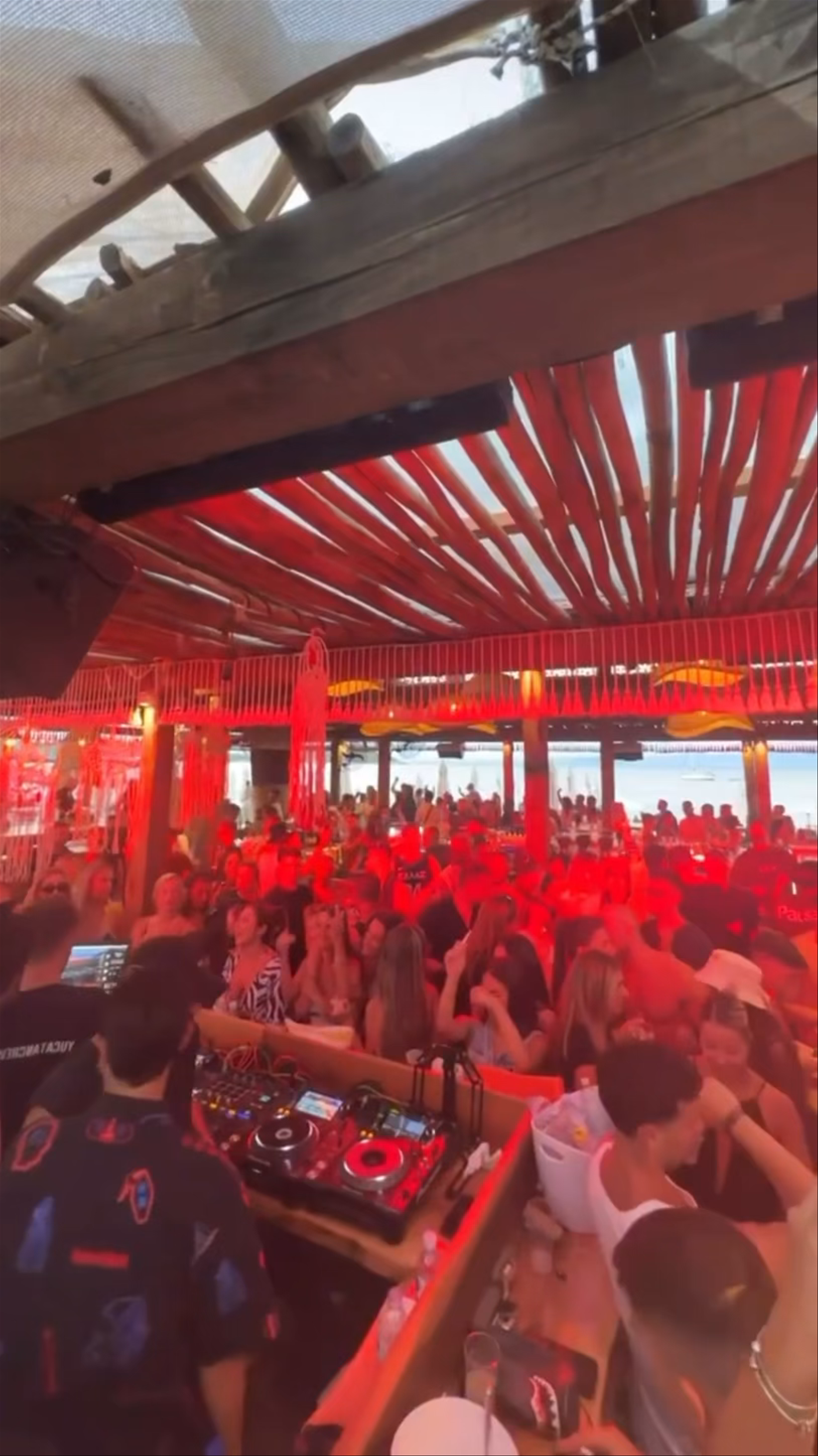 White Season Beach Bar