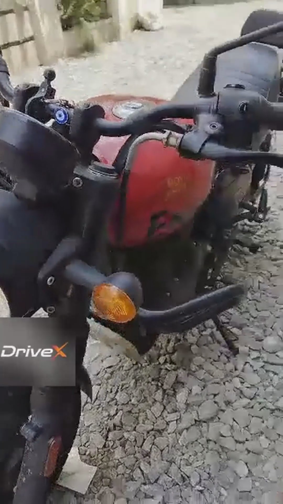 Walk-around video thumbnail