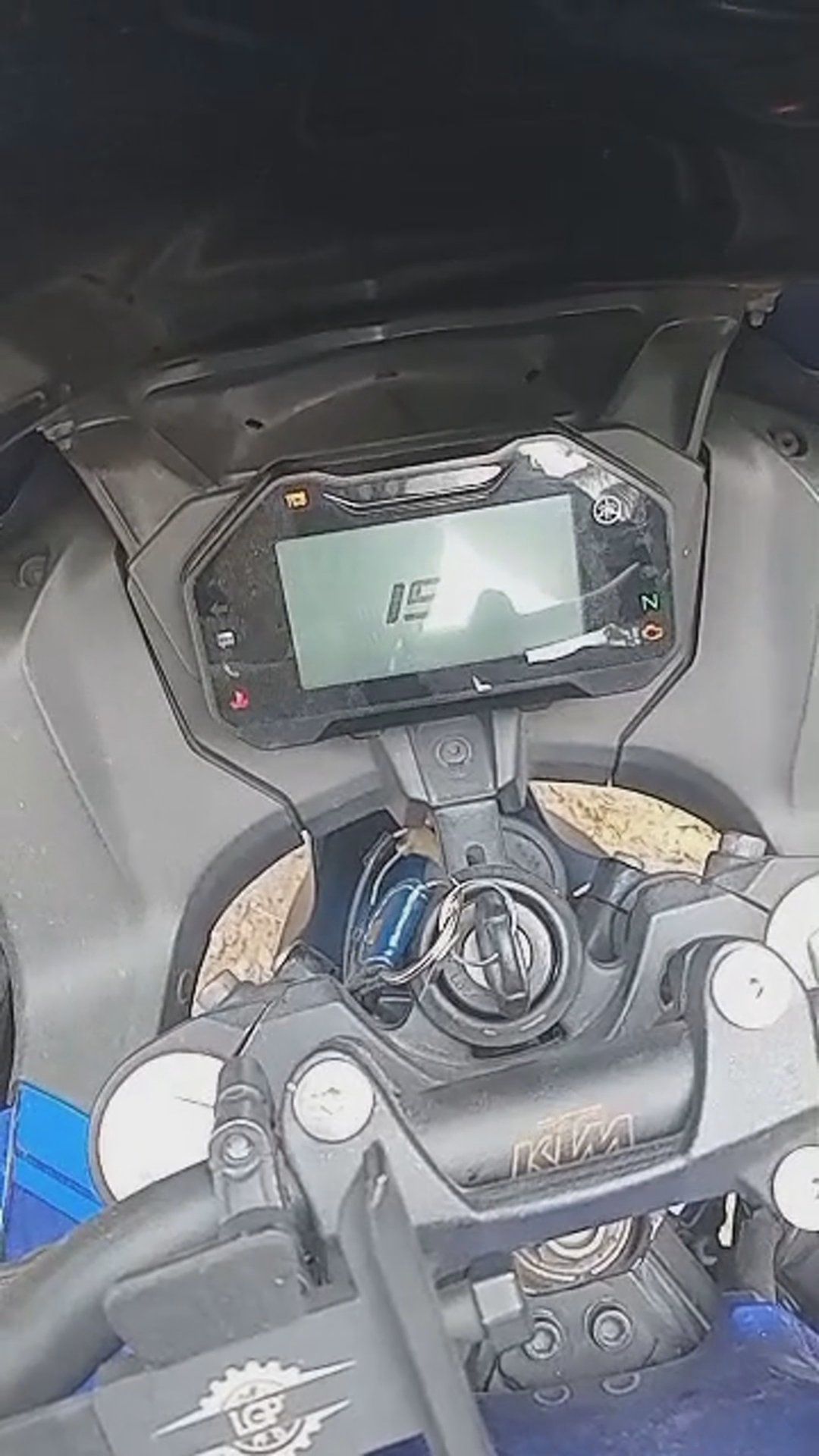 Walk-around video thumbnail