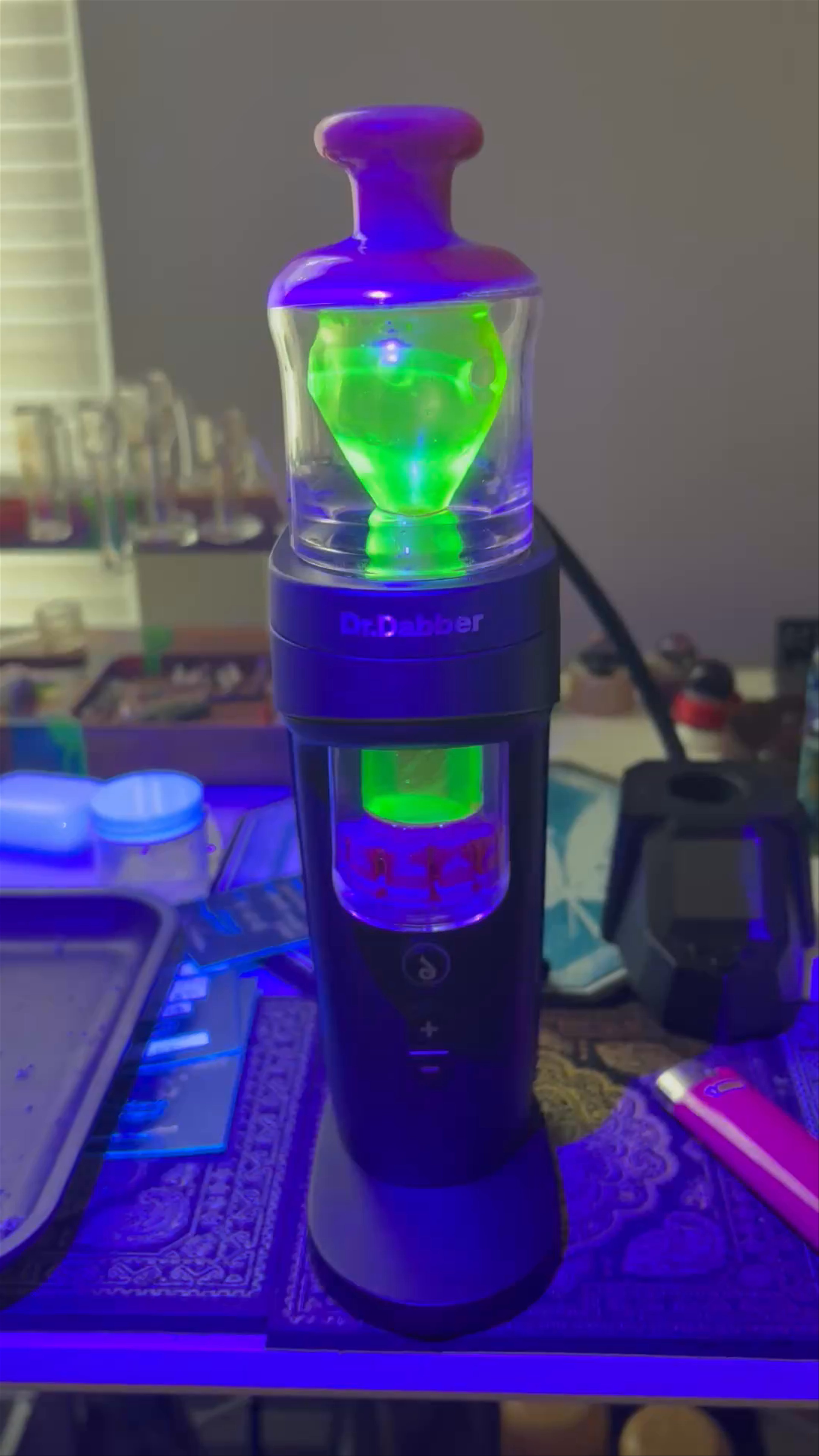 Preview pic of Jason Lennon, pink with ion inner cycler for the dr dabber switch two