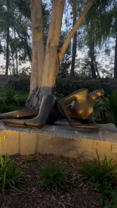 Norton Simon Museum - Outdoor gardens in the evening - Art Museums Near Me - Pasadena, California