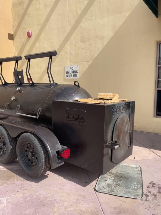 Enzo's BBQ & Ale House - Barbeque Near Me - Encinitas, California