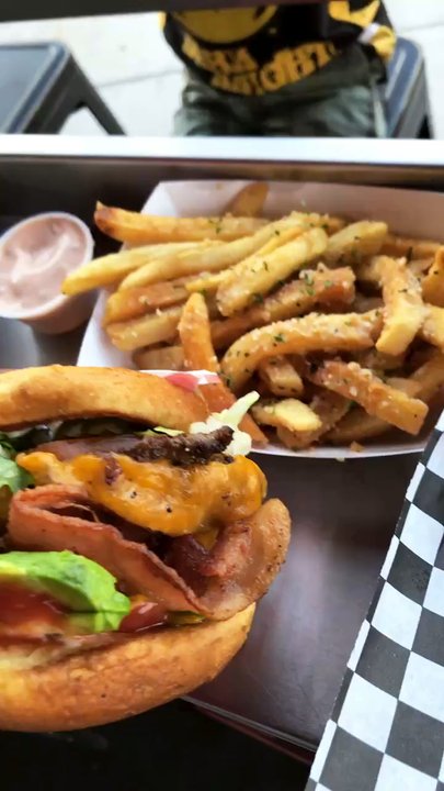 Stewart&Grub - A1! - Chicken Wings Near Me - Downey, California