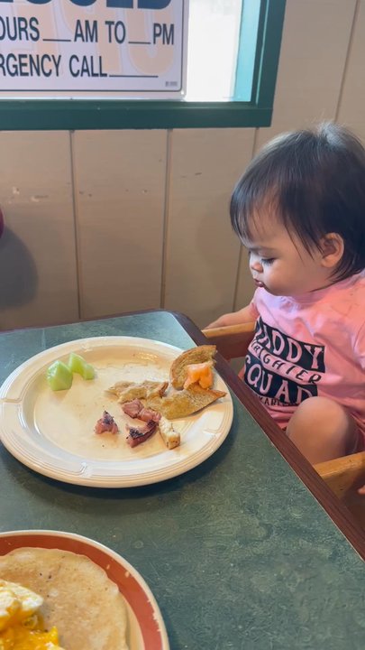 Cornerstone Cafe - Good for families. My baby girl was digging in! - American Near Me - Citrus Heights, California