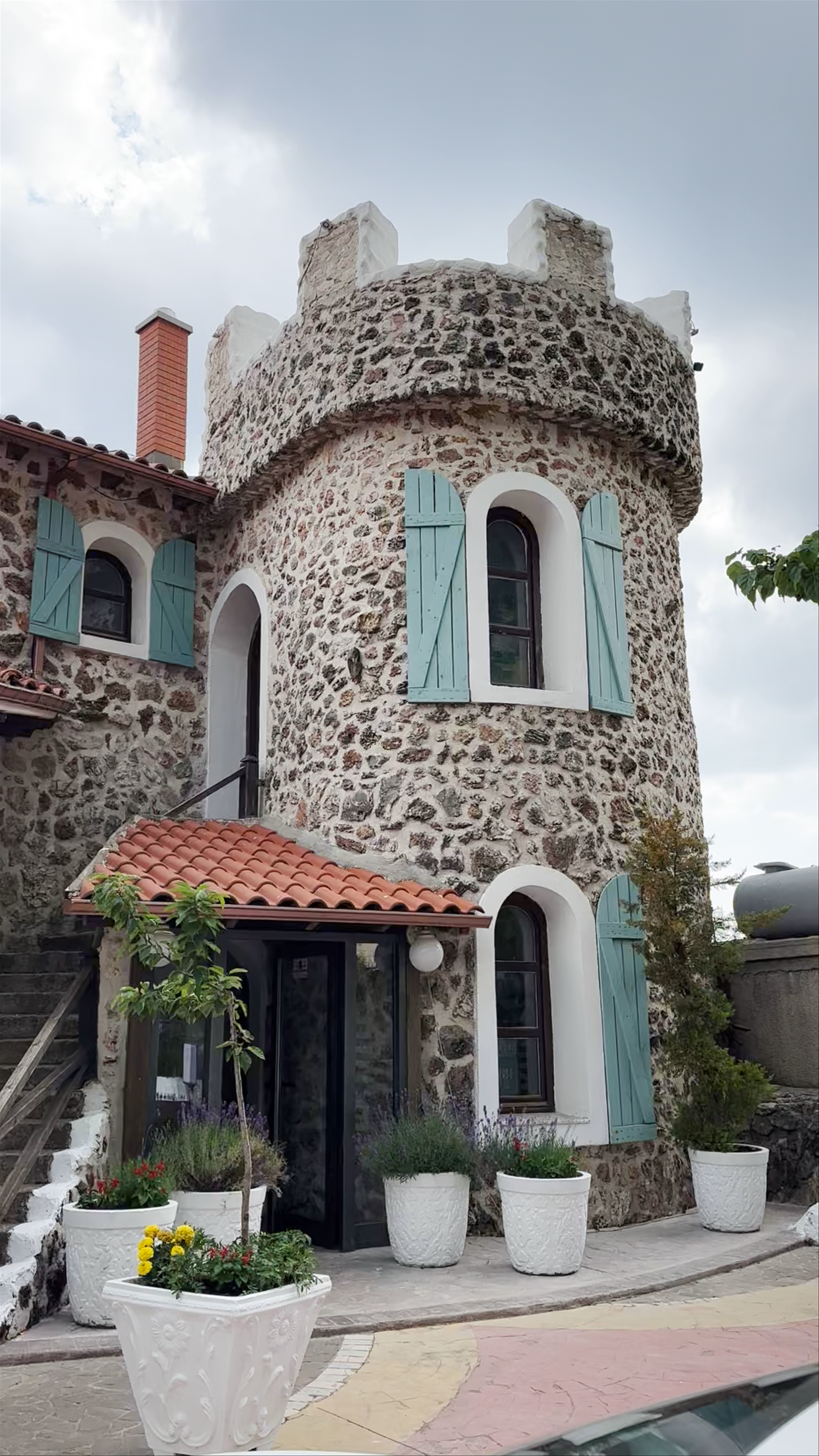 Hotel Kështjella Llogara: Timeless Charm in Vlora, Albania