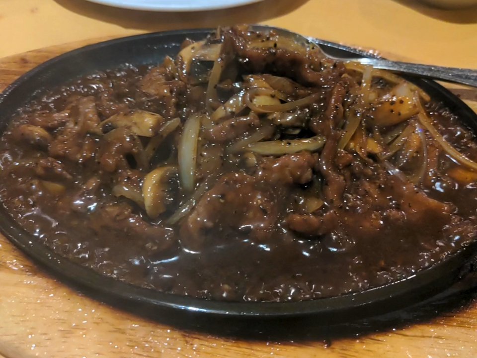 China Pavilion - Sizzling Pepper Beef - Dim Sum Near Me - Santa Barbara, California