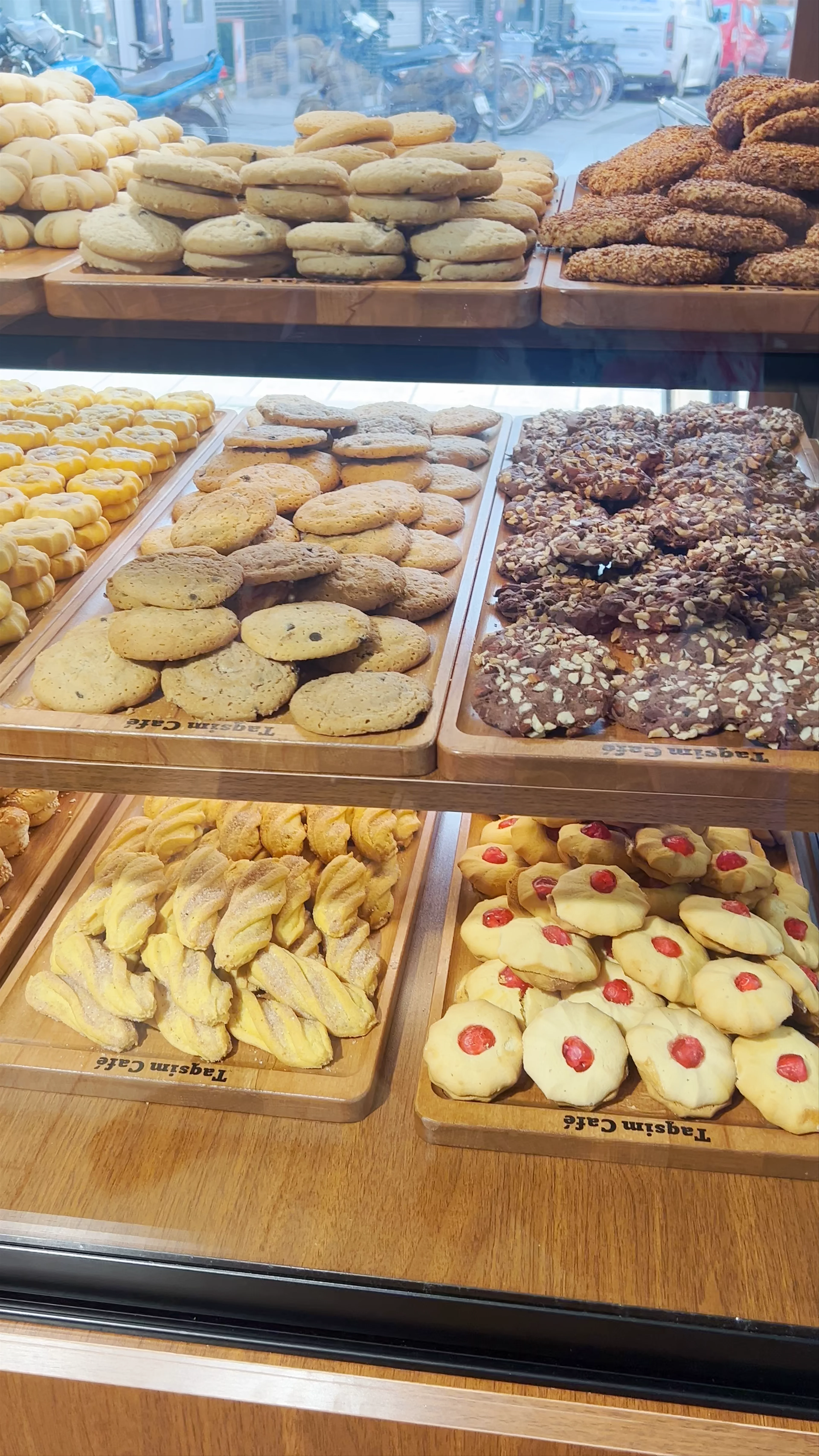 Taqsim Patisserie