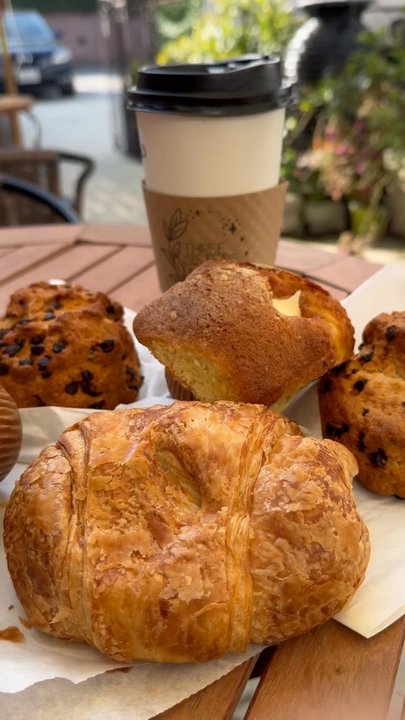 Three Sisters Coffee & Tea - Valentine treat for myself - Coffee & Tea Near Me - Burbank, California