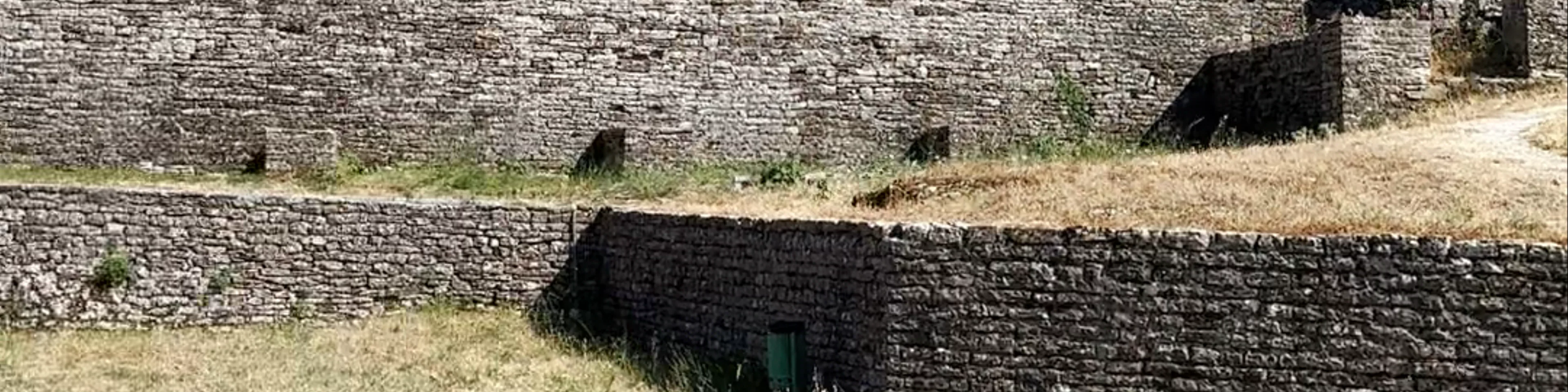 Skena e Festivalit Folklorik Gjirokastër
