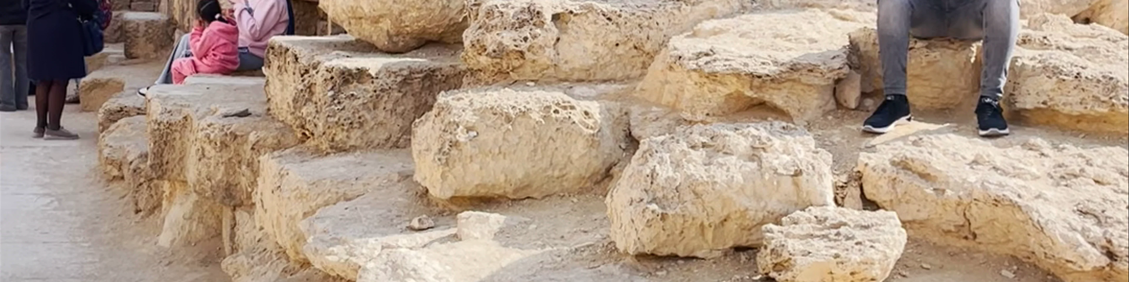 Piramide de la Reina Henutsen o G1c