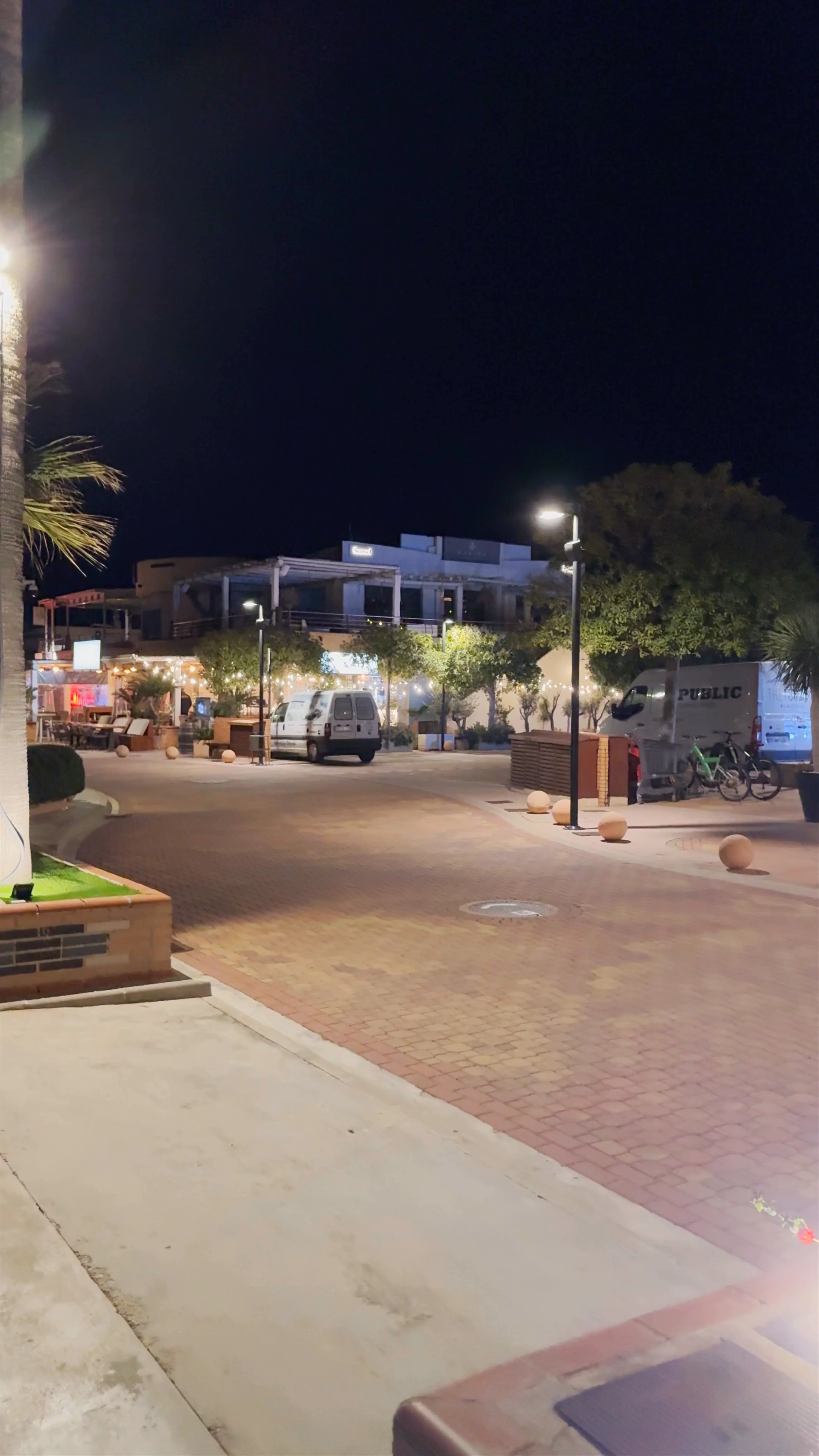 Metropol Náuticas / Puerto Deportivo Denia