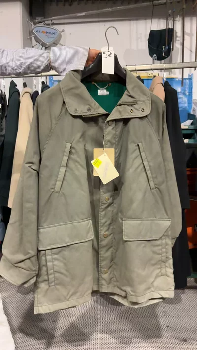 Jacket image 1