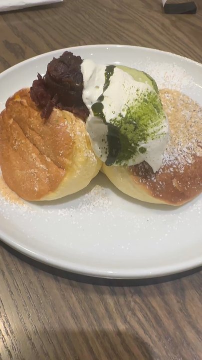 Flipper's - Jiggly fluffy Japanese soufflé pancakes!!! - Pancakes Near Me - Toronto, Ontario