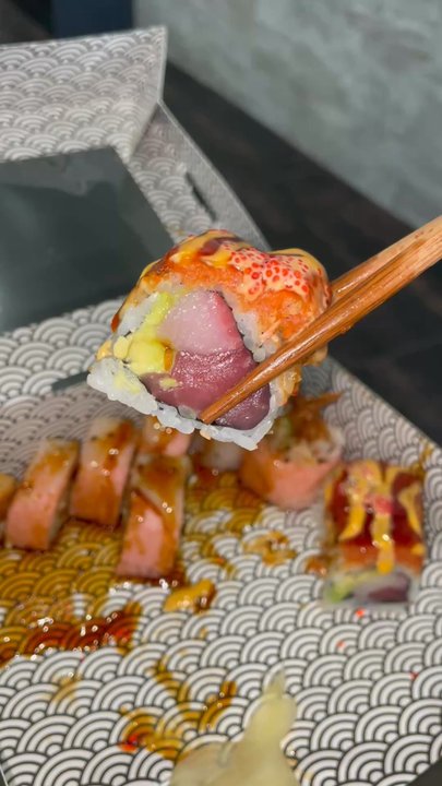 Fujisushi - Sushi Bars Near Me - Eagan, Minnesota