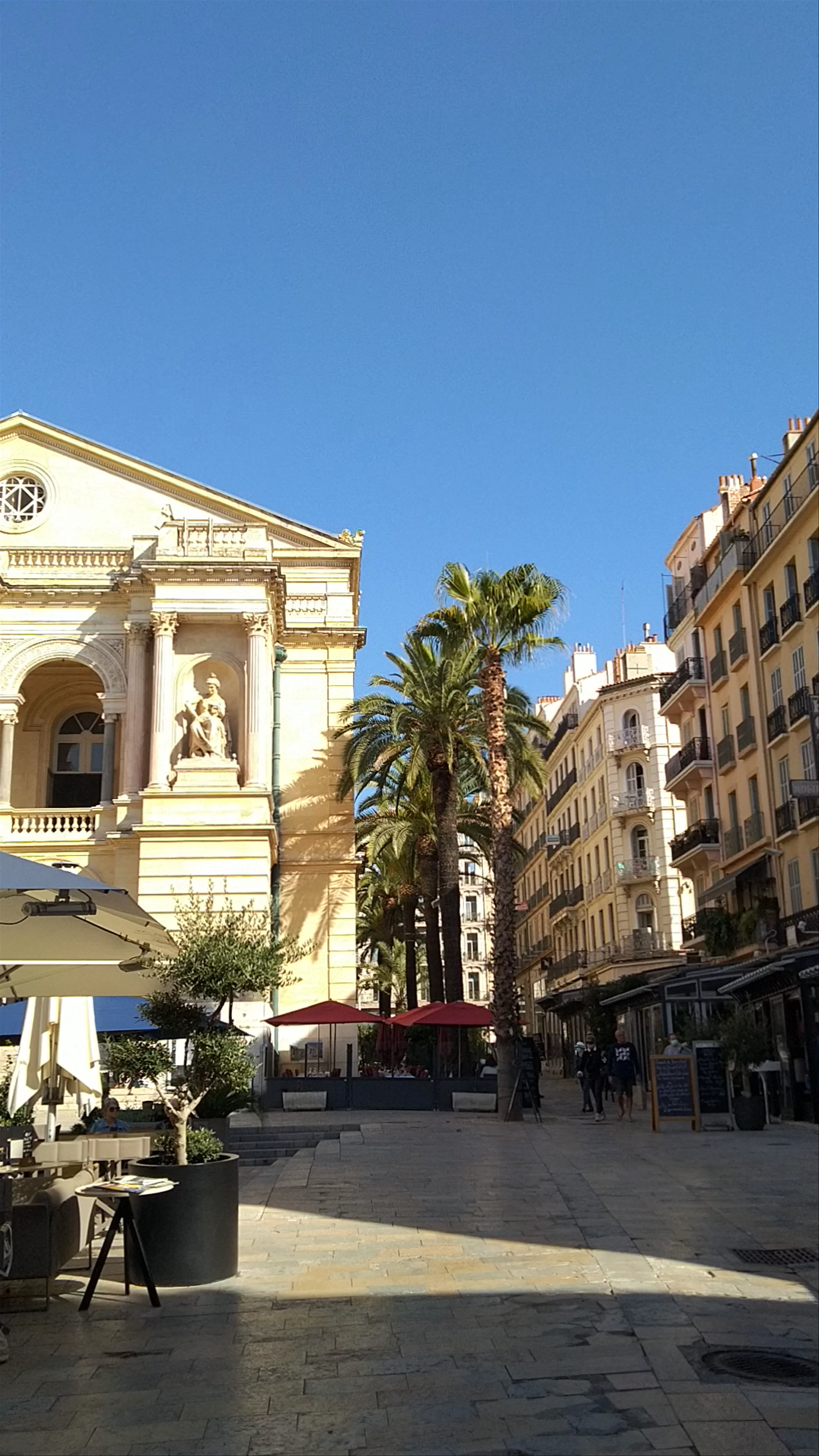 Opera / Place Victor Hugo
