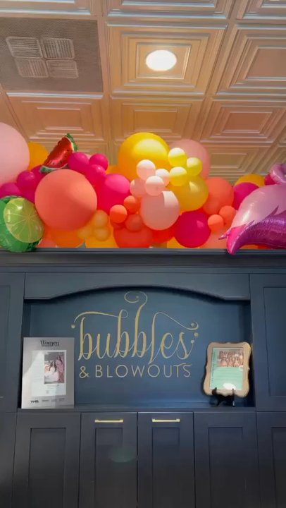 Bubbles & Blowouts - Super cute spot and great staff!!!! - Blow Dry/Out Services Near Me - Tampa, Florida