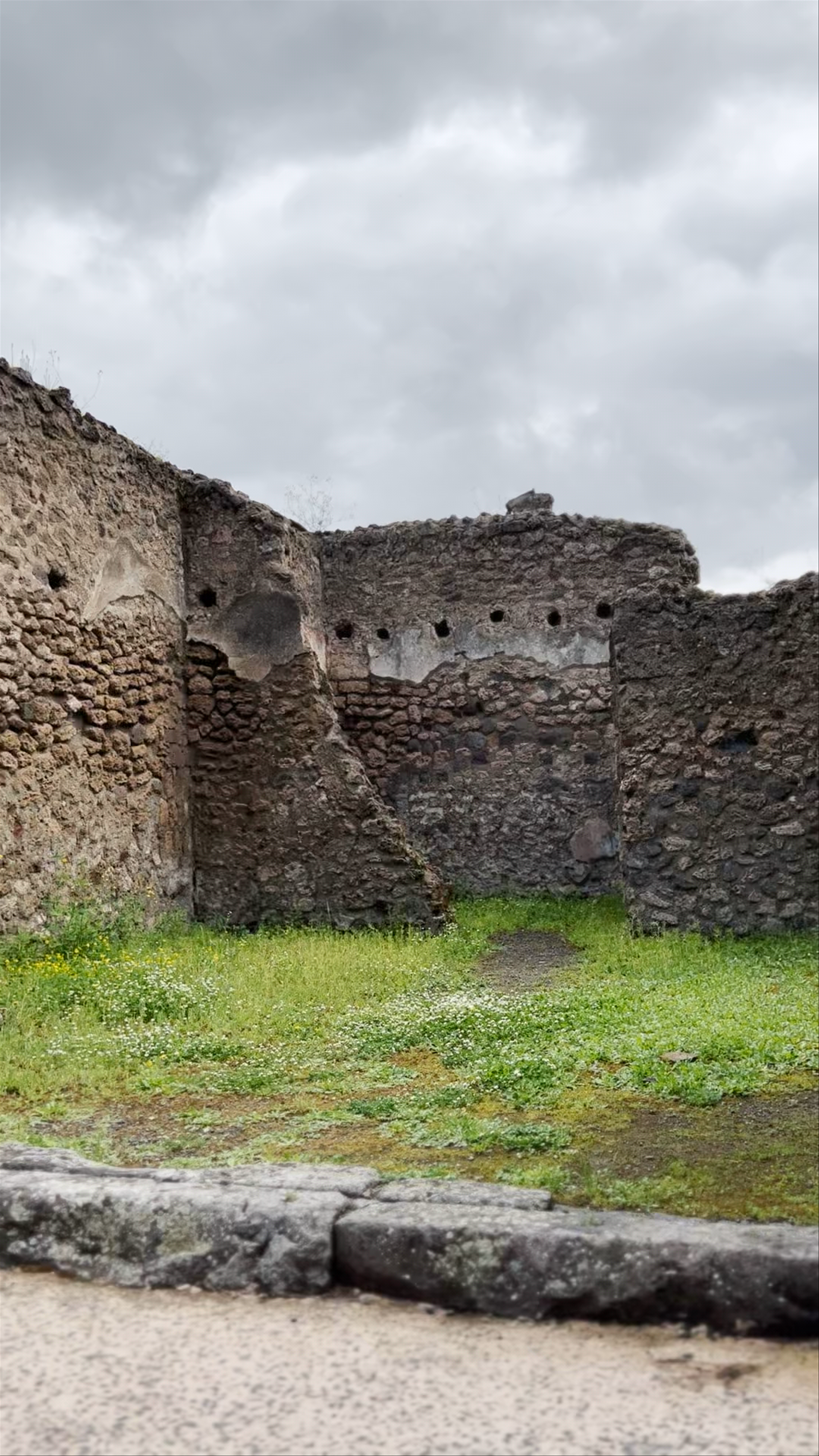 Pompeii Archaeological Park: Step Back into Ancient Roman Life