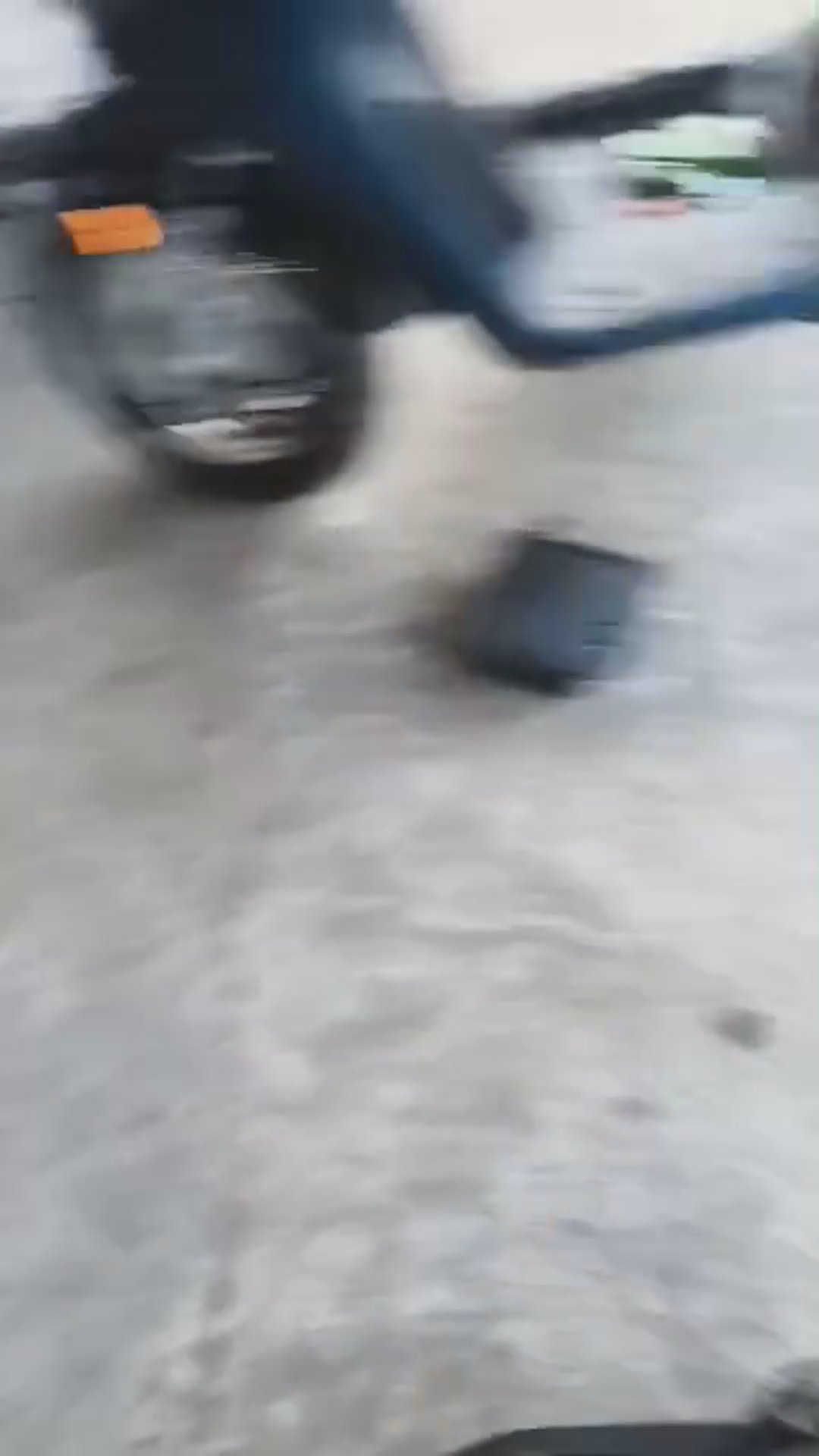 Walk-around video thumbnail
