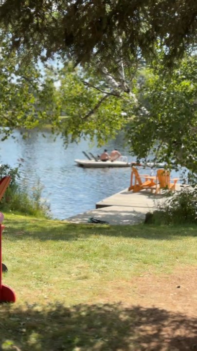 Scarlett Point Resort - Relaxing - Vacation Rentals Near Me - Kearney, Ontario