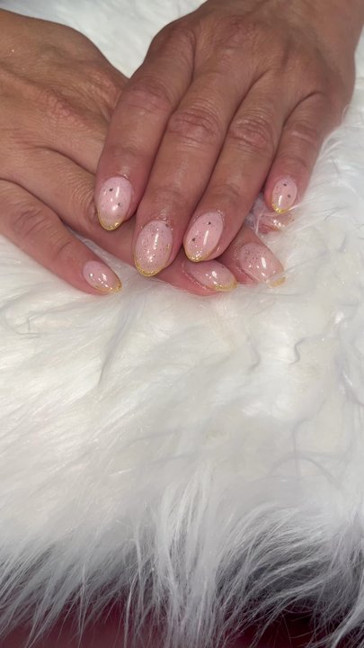 Sunny Nails - Nail Salons Near Me - Oakland, California