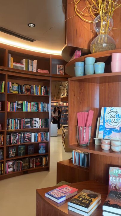 Bird’s Bookstore - Bookstores Near Me - Dallas, Texas