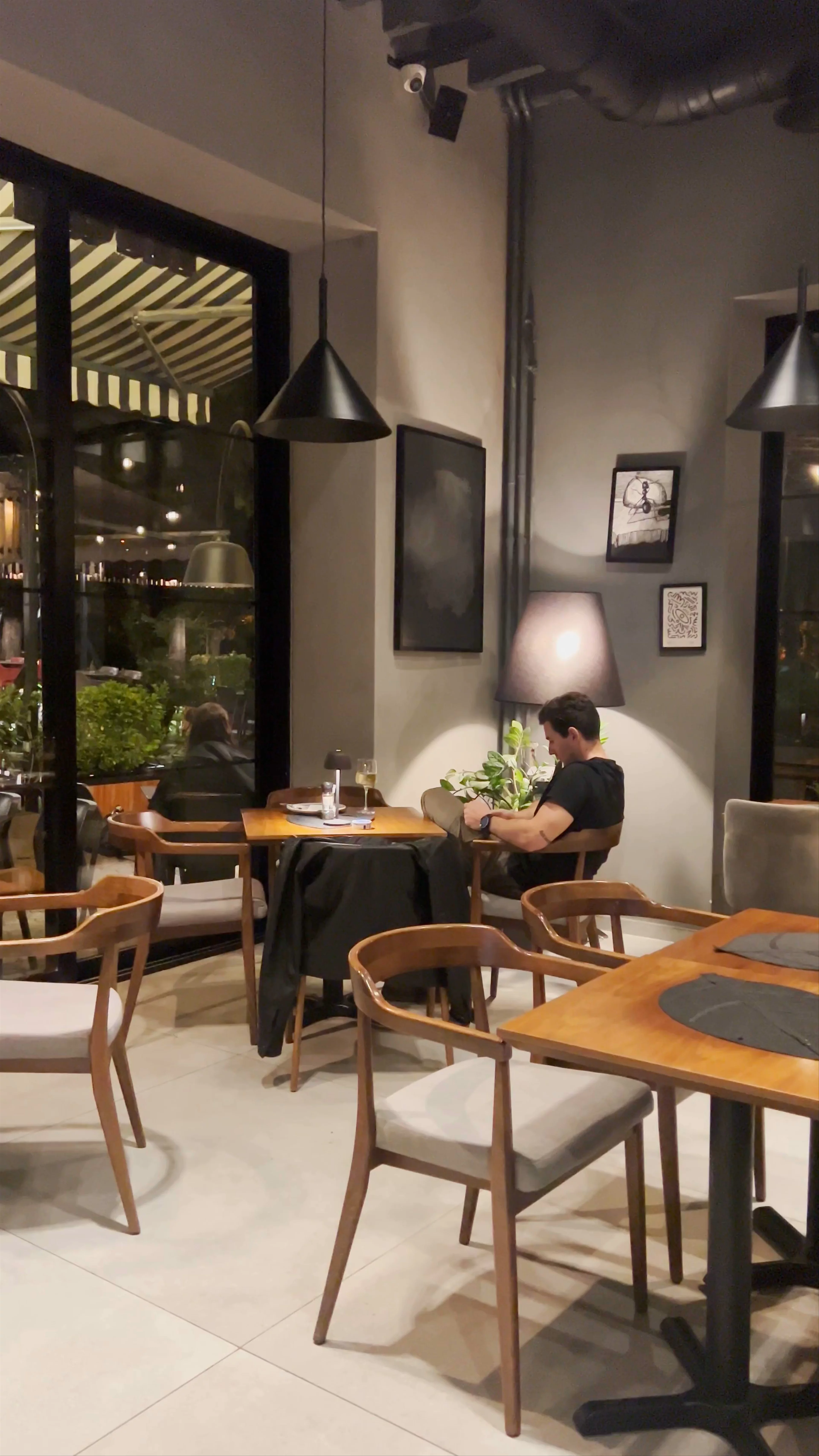 Margo Garden Bar, Fehmi Agani, Pristina