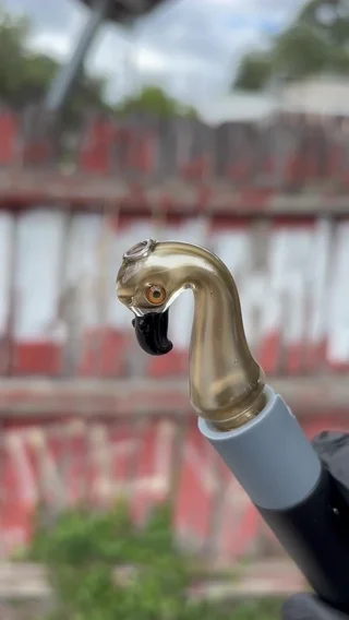 Preview pic of Burtoni Pivot top