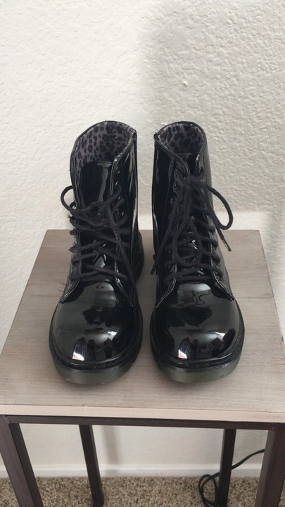Plato's Closet - These are so awesome! I love the texture. These I got for 10 bucks! Already used them like 3 times and got tons of compliments. - Used, Vintage & Consignment Near Me - El Cajon, California