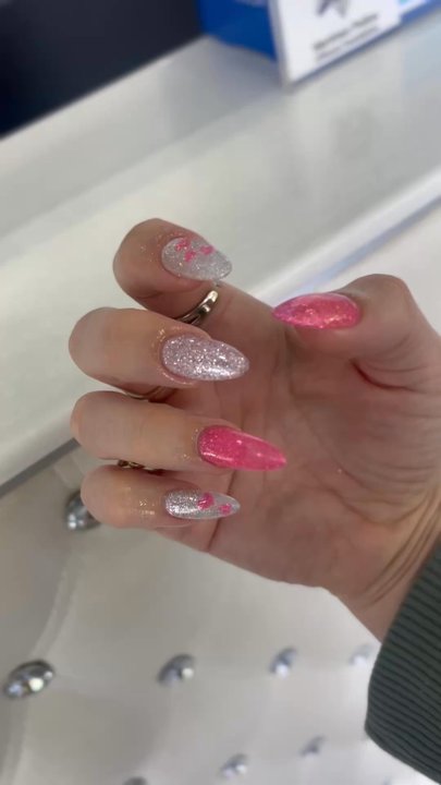 Natural Nails Salon - Beautiful - Nail Salons Near Me - Martinez, California