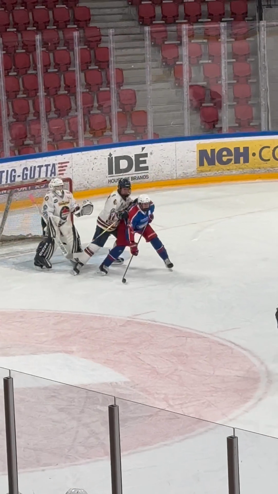Martin Adrian Truchan: Unbelievable Saves for Idda Ishockeyklubb U16