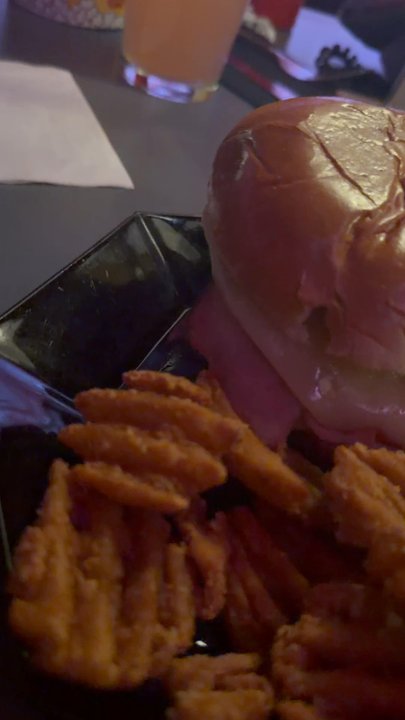 Commodore Theatre - Great cordon Bleu with waffle fries, drinks, and dessert became later - Cinema Near Me - Portsmouth, Virginia