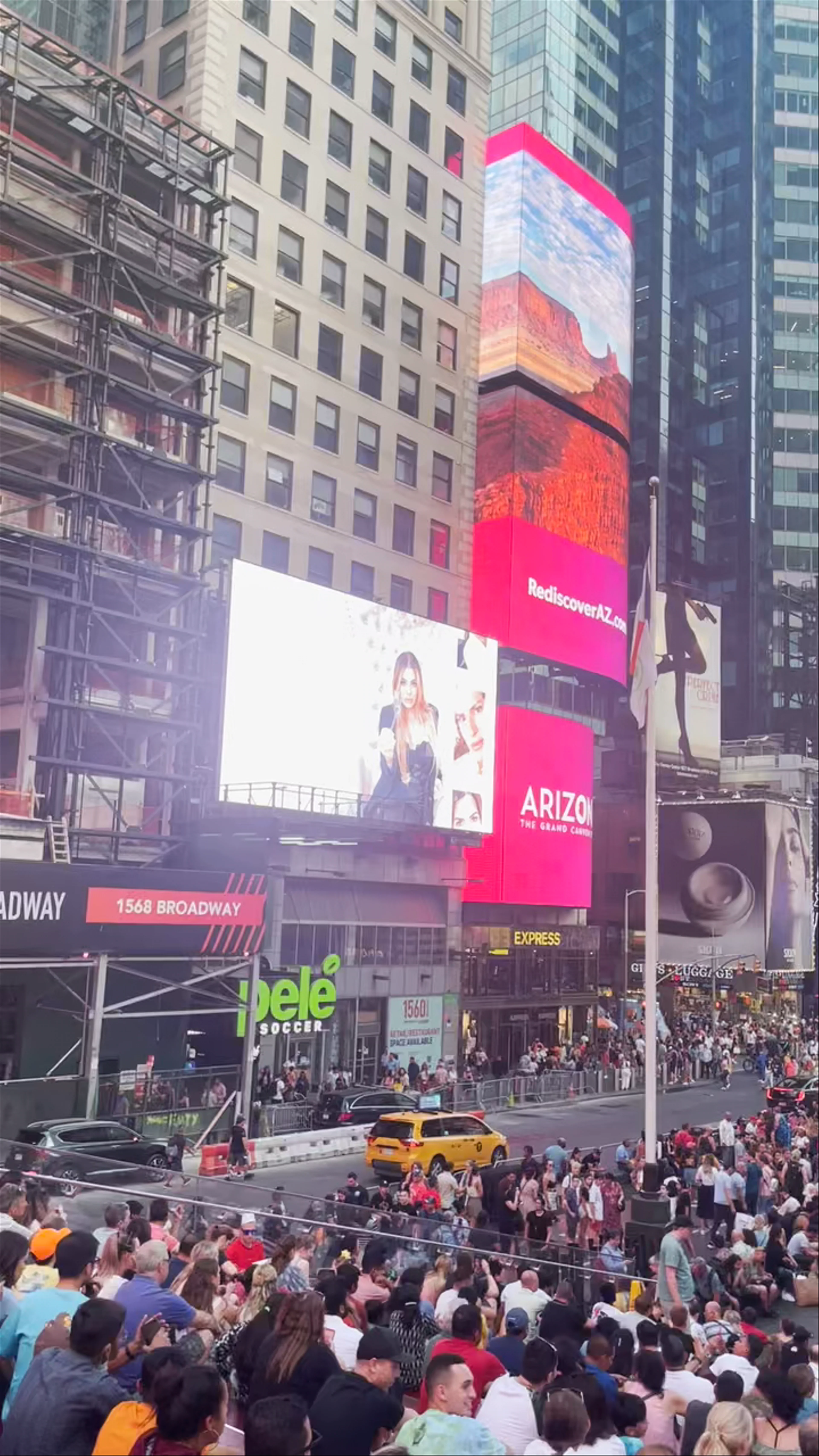 Times Square - 42 St