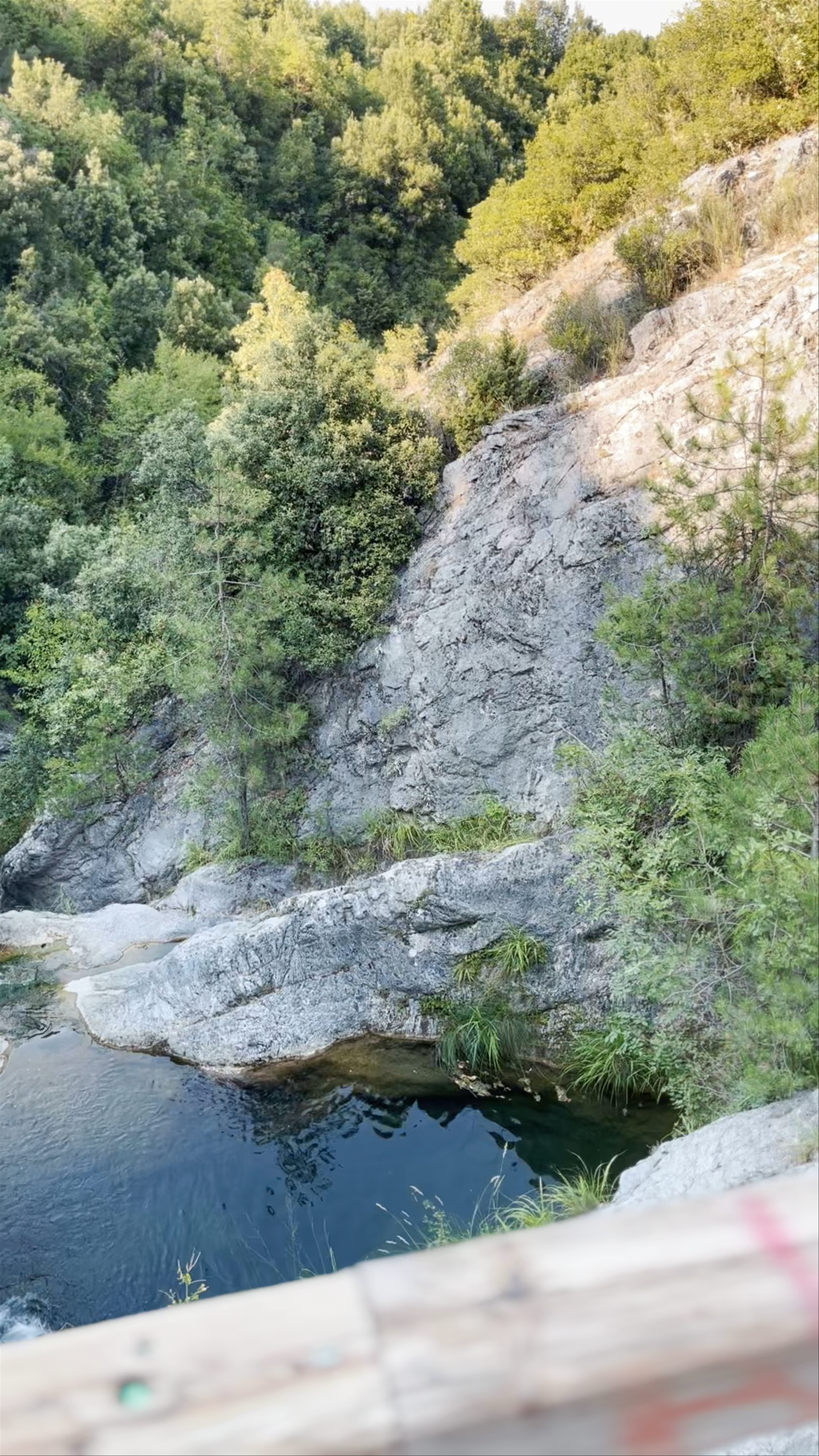 Discovering Ekklisia Agia Kori: A Hidden Oasis in Vrontou, Greece