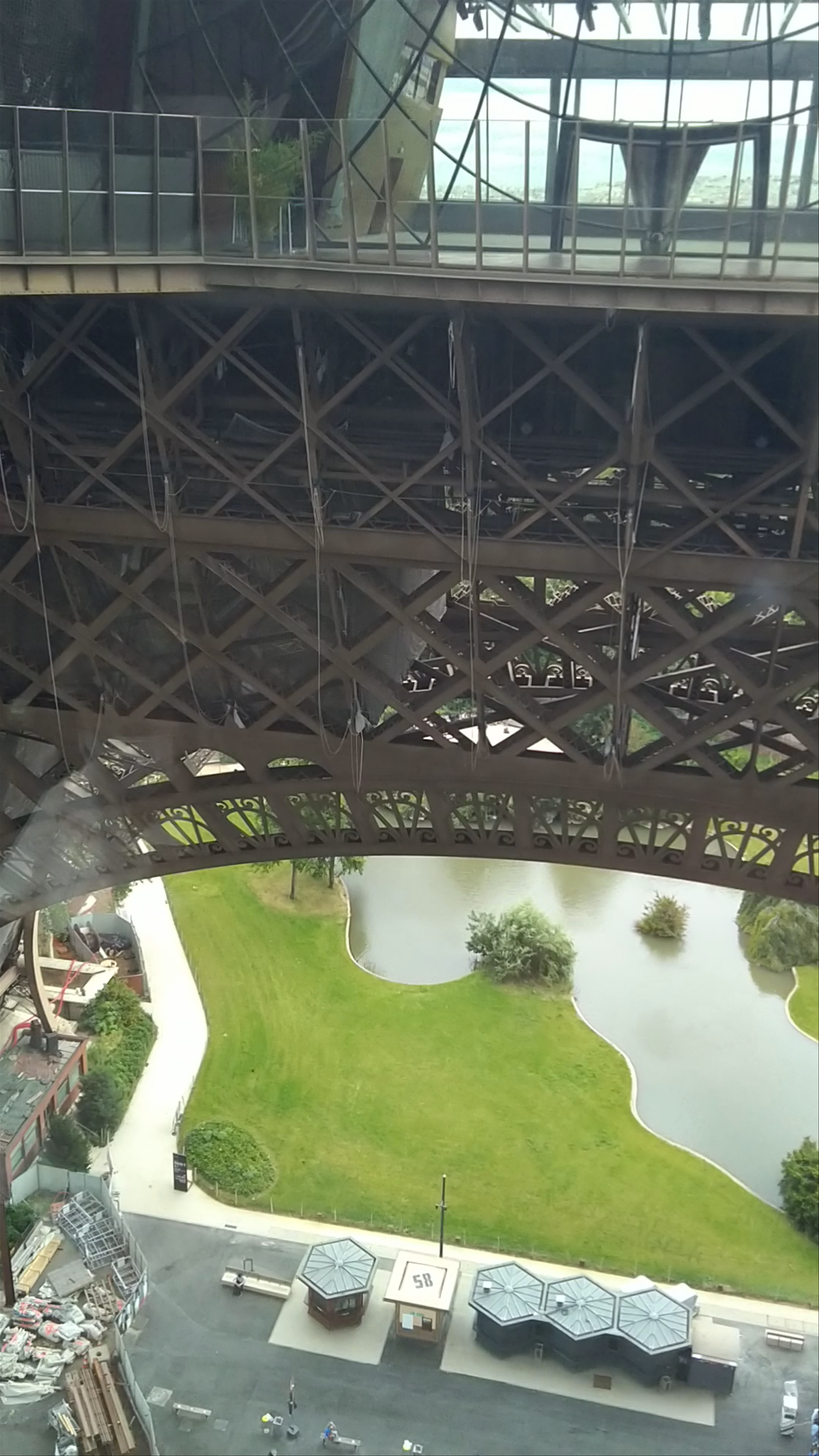 Eiffel Tower: 1st floor