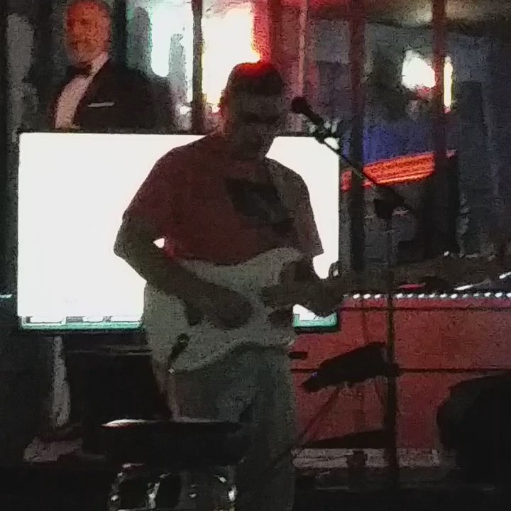 Hidden Tavern - Dive Bars Near Me - San Antonio, Texas