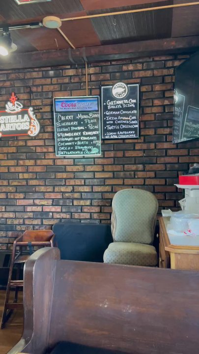Ryans Pier - Interior - American Near Me - Aroma Park, Illinois