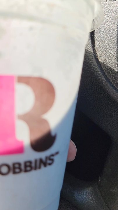 Baskin-Robbins - Shakes are a little watered down..... - Ice Cream & Frozen Yogurt Near Me - Long Beach, California