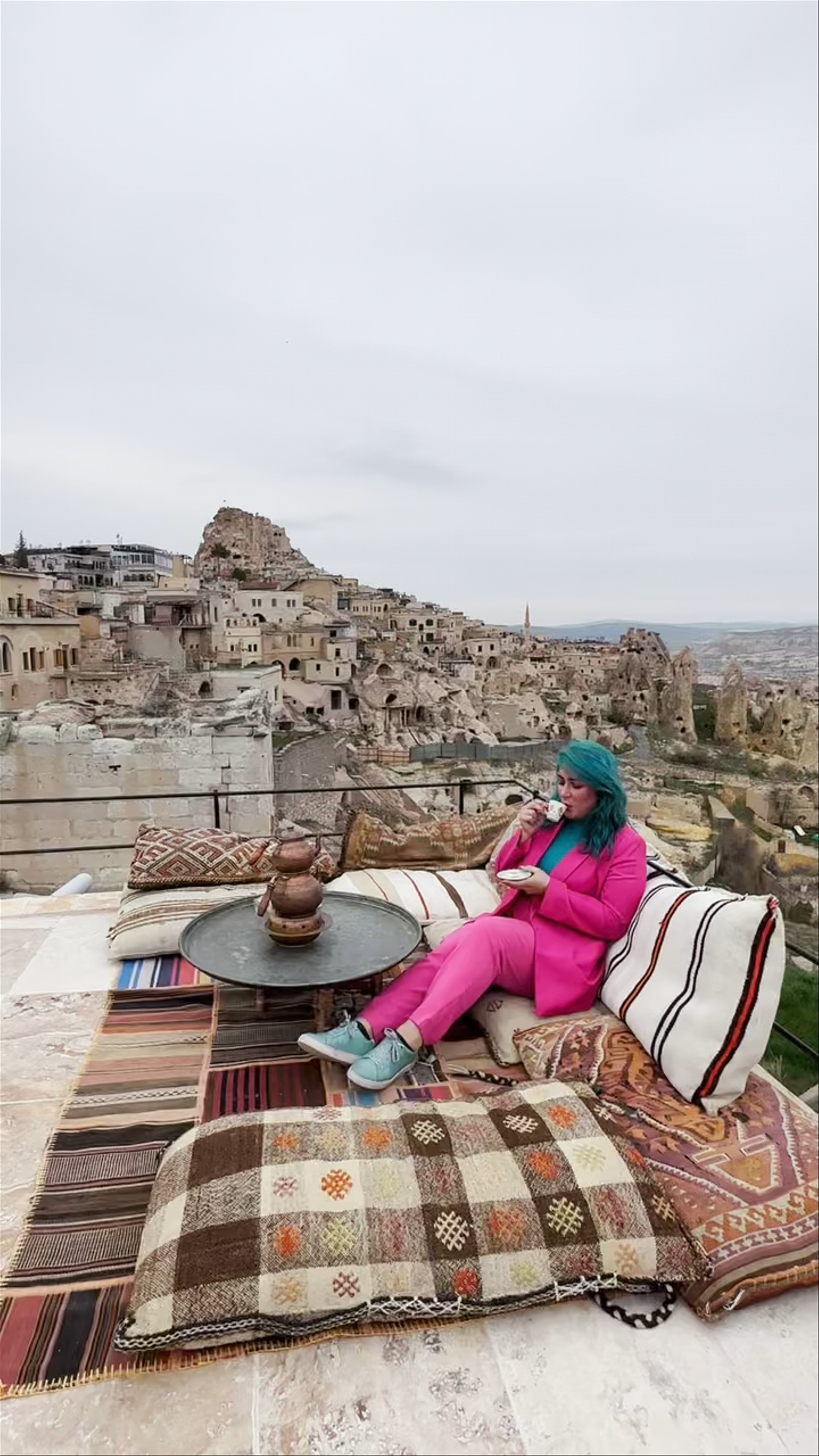 Aşağı
