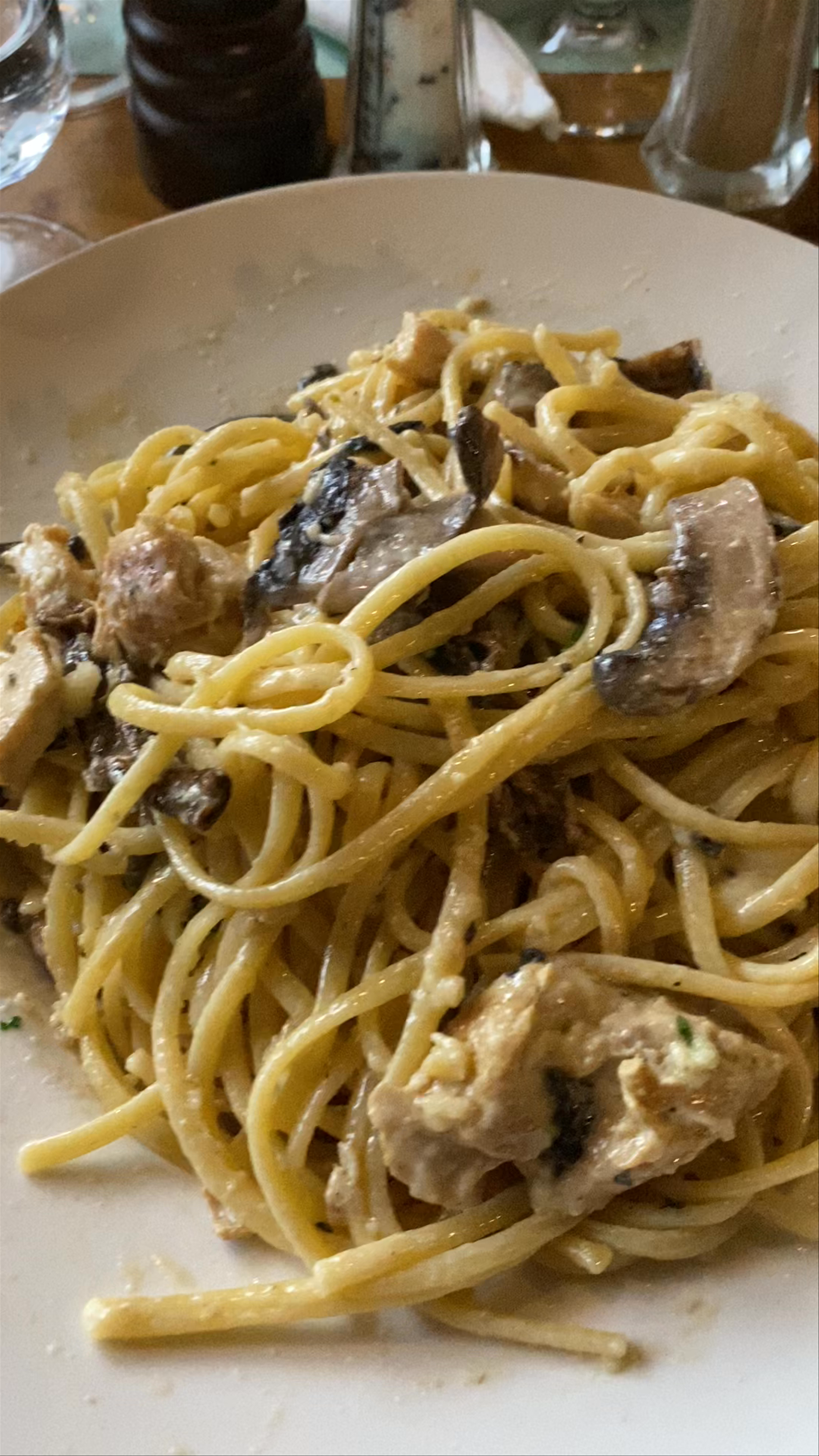 Authentic Greek Dining Experience at Vincenzo, Glyfada, Greece