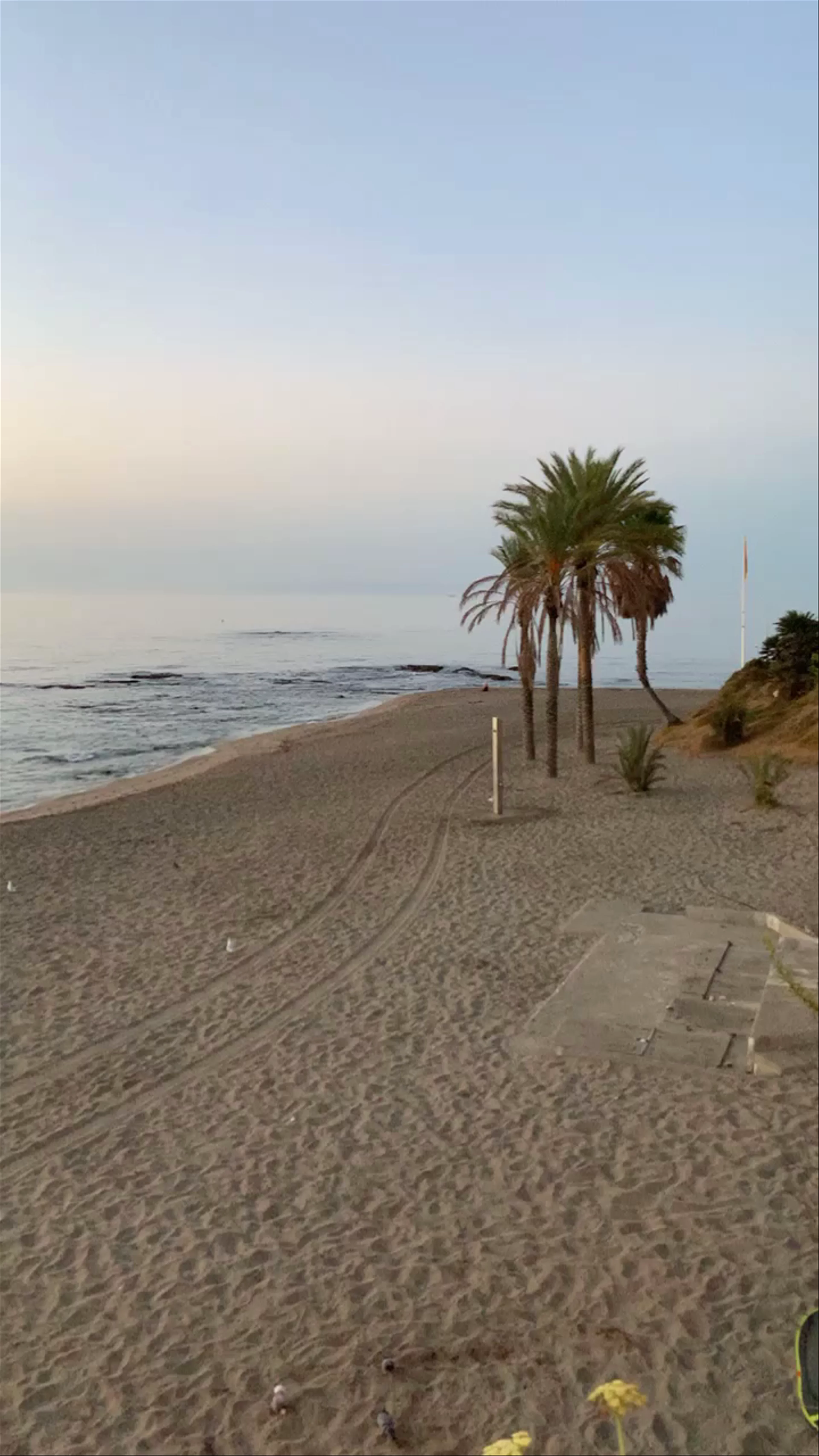 Playa El-Bil-Bil, Paseo Marítimo