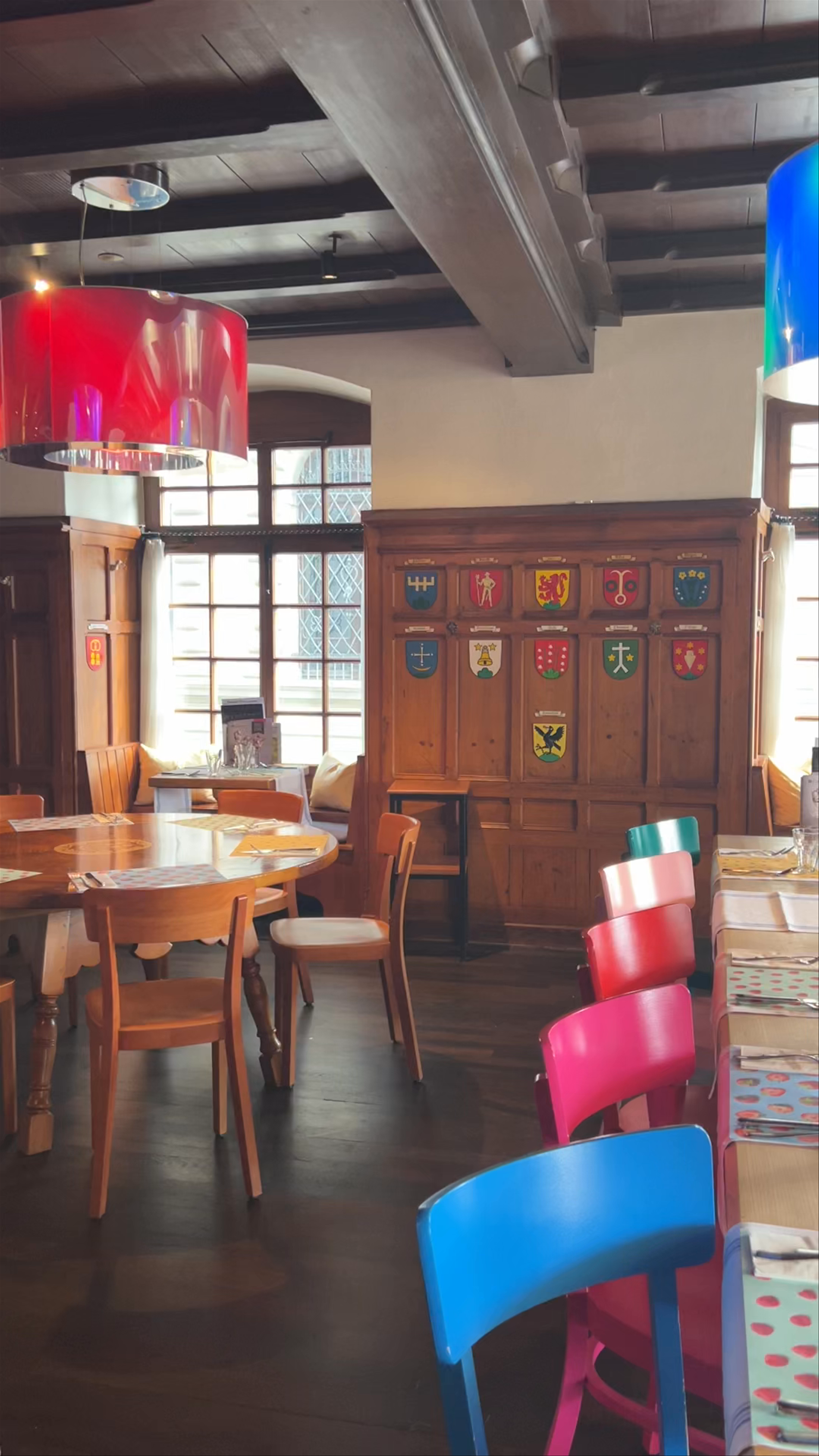 Pfistern Restaurant: Colorful Swiss Charm in Lucerne