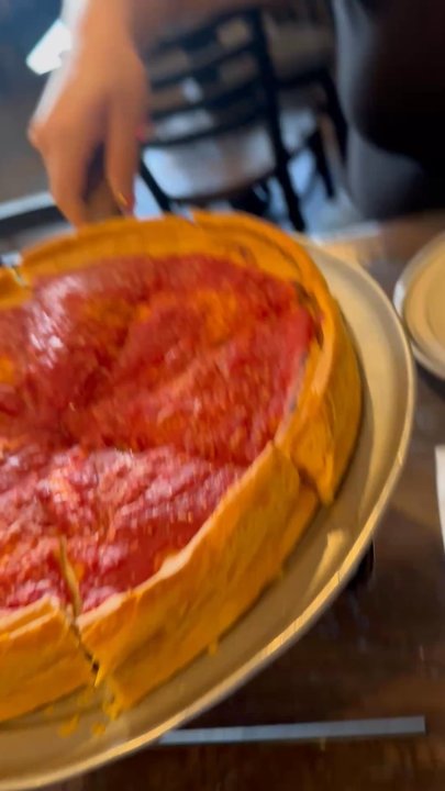 Beggars Pizza - Stuffed Pizza - Pizza Near Me - Downers Grove, Illinois