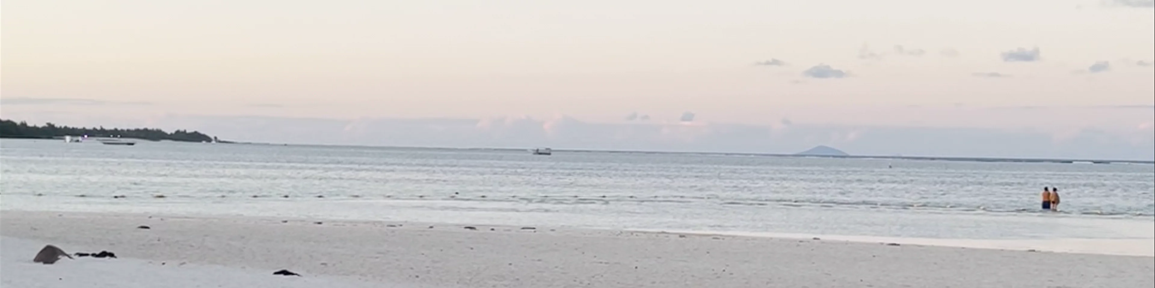 Beach Rouge